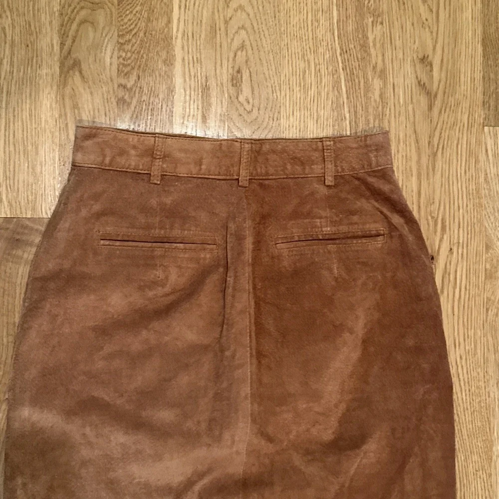 Y2K  Women's High Waisted Button Down Brown‎ Suede Skirt Size 8 Fall Cozy Autumn